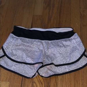 Lulu lemon speed up short